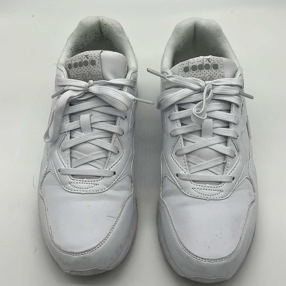 Lightly used Diadora N.92